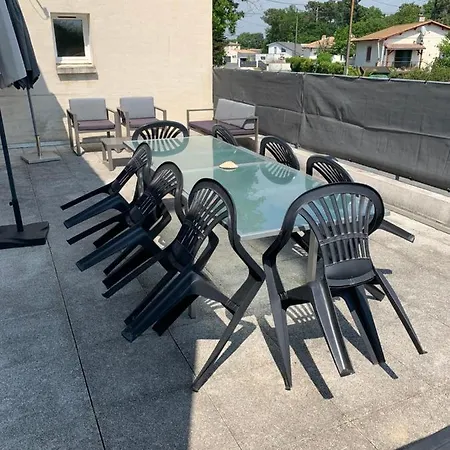 Toit Terrasse Au Coeur De Latremblade Daire